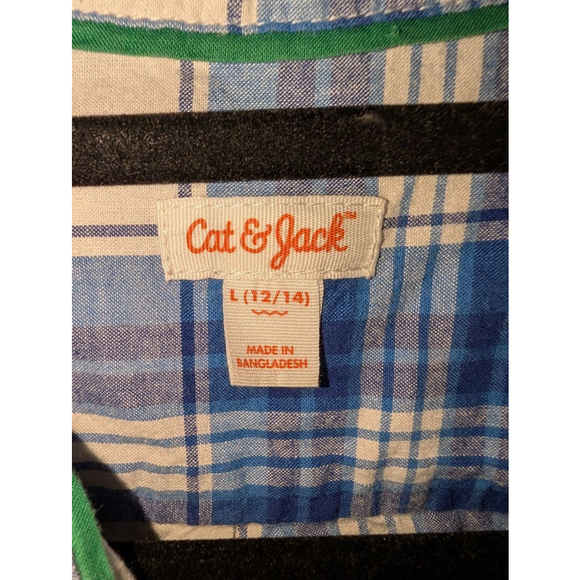 Boys Cat & Jack Plaid Button Down Shirt L 12/14 Blue White - Picture 2 of 4